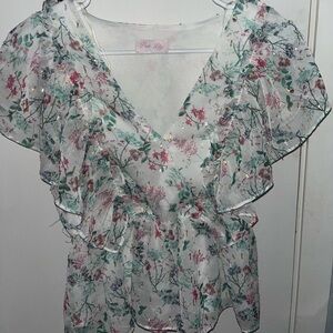 Very pretty floral and ruffle blouse
